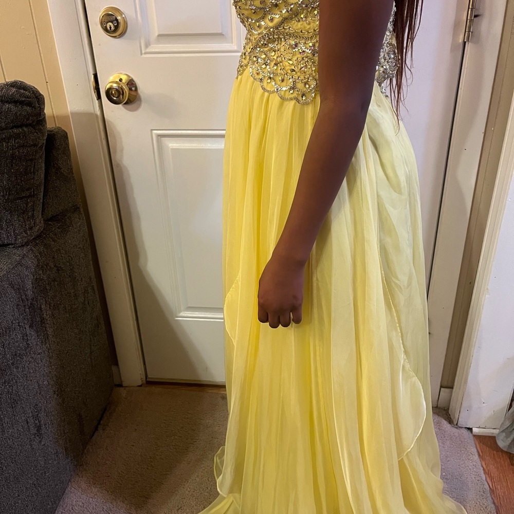 Prom Ready - Picture 3 of 15